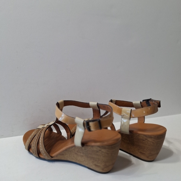 Paul Green Classic Designer Tan Phoenix Leather Quiet Luxury Wedge Shoes Size 5 - Picture 8 of 13